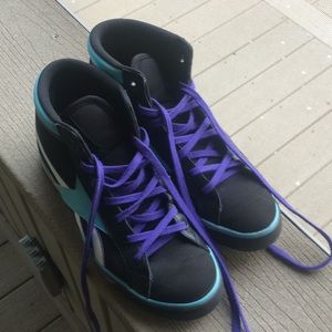 Reebok classic colorful black sneaker